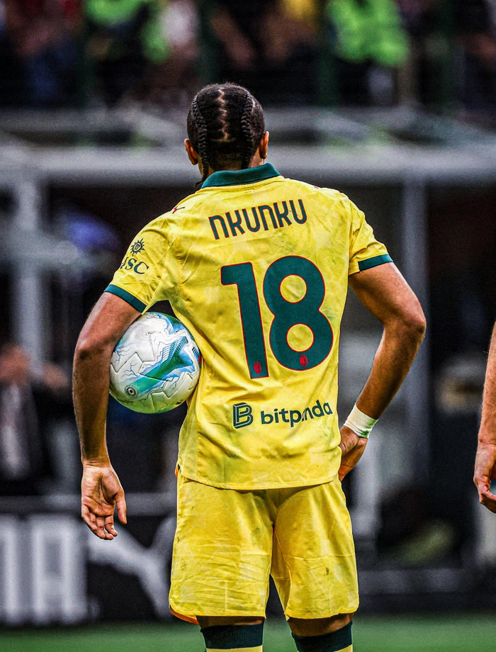 关于AC米兰主场小胜升至积分榜前三，欧洲赛场猛特征的信息