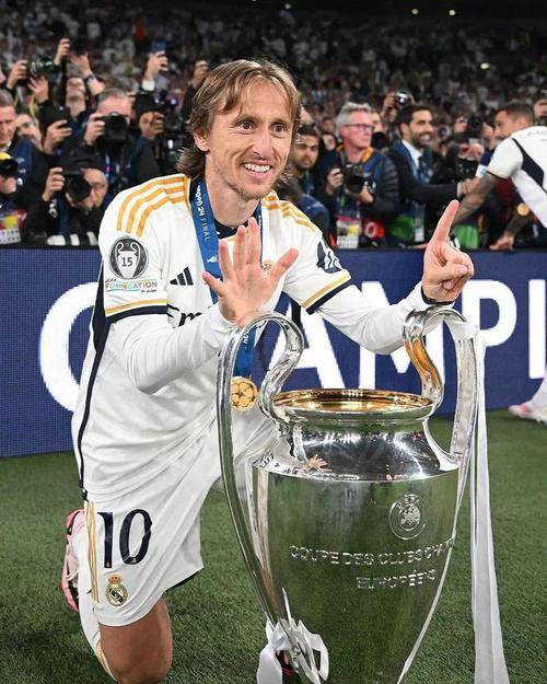 皇马主帅点赞球员努力,队伍士气正旺的简单介绍 皇马主帅点赞球员努力,队伍士气正旺的简单介绍