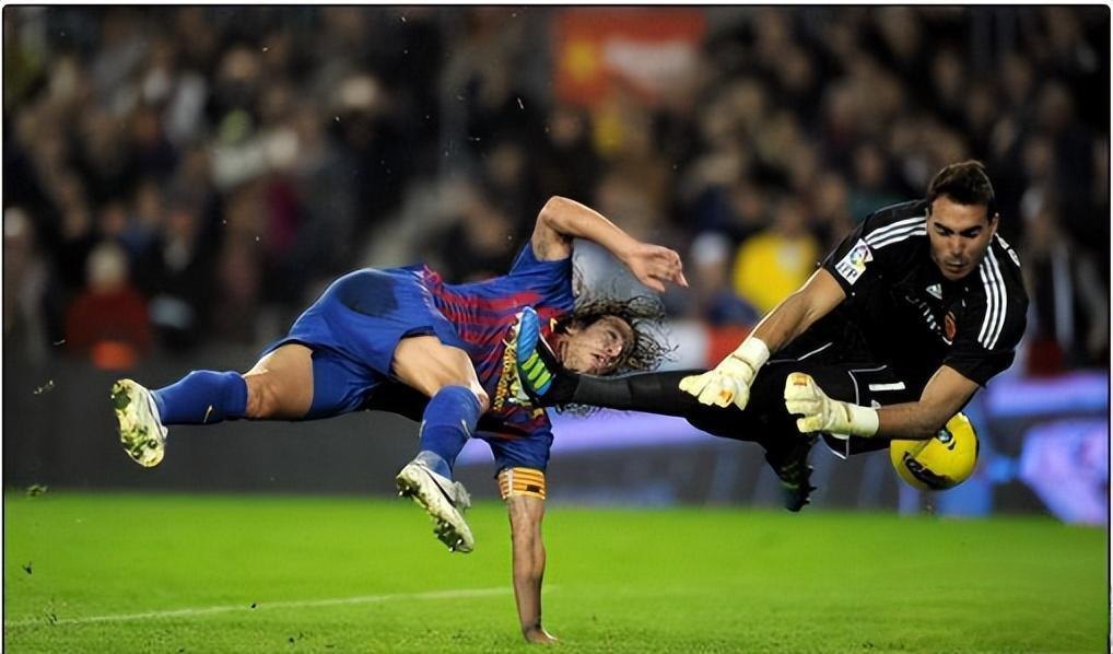 精湛技艺！球员们在赛场上大放异彩