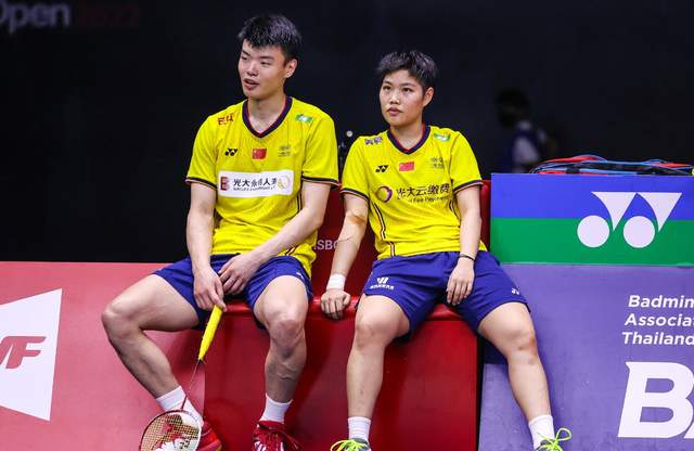 印尼队轻取泰国队，黄鸭组合带队取胜