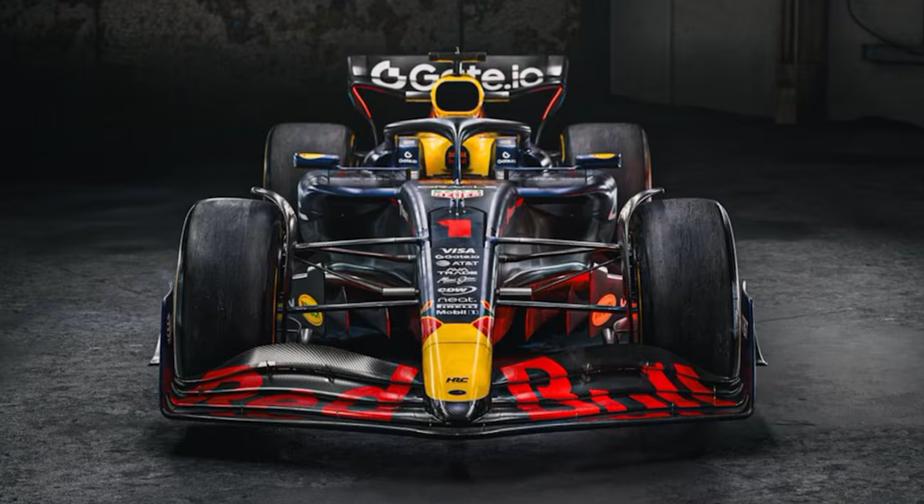 关于阿斯顿马丁碾压索伯车队，拉塞尔刷新纪录的信息