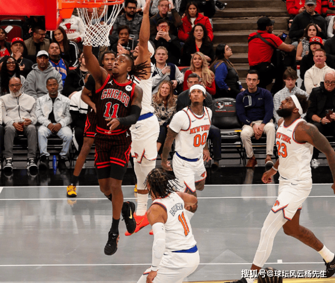 关于公牛客场击败老鹰，拉文轰分领队获胜的信息