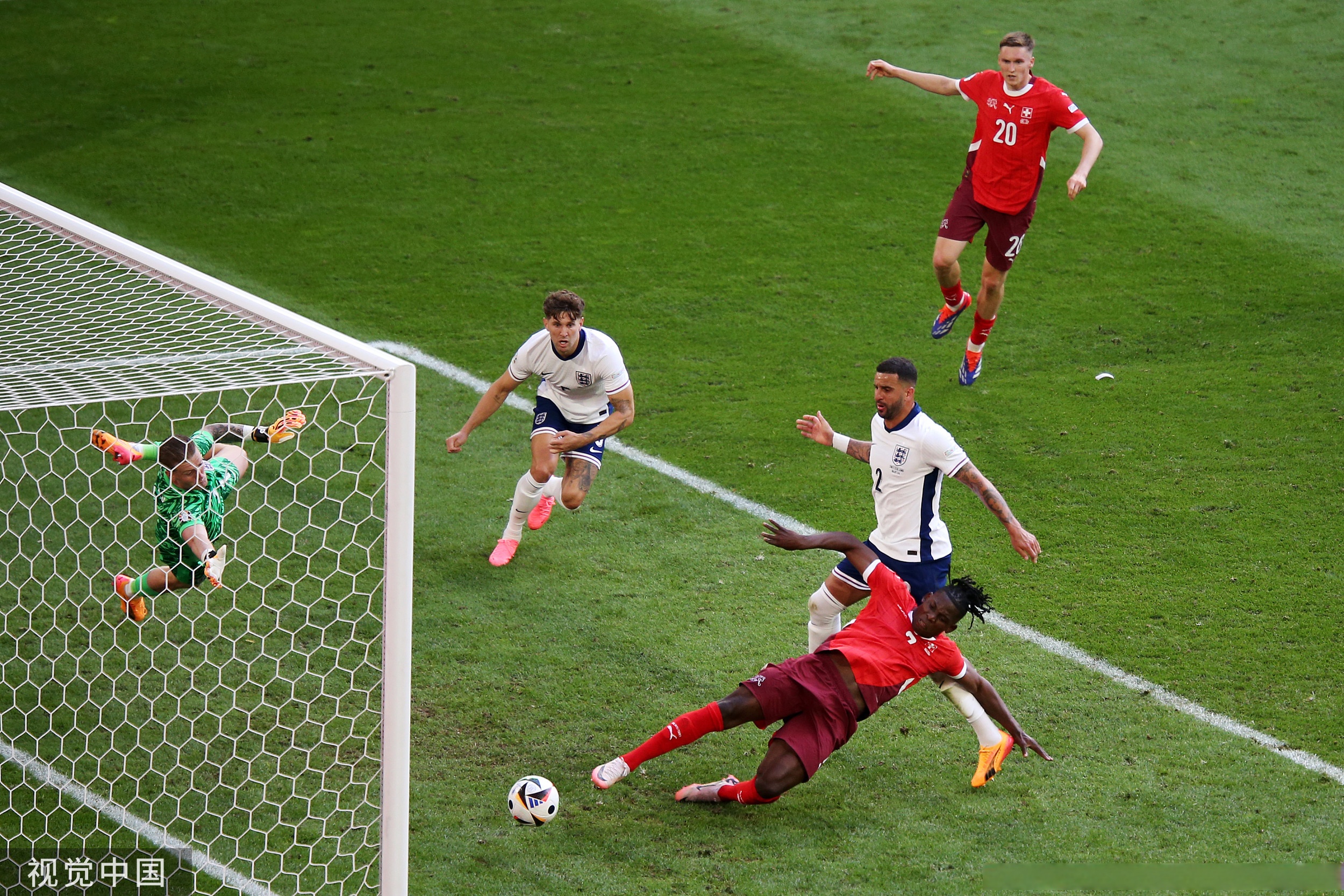 击败对手，欧洲球队再添胜绩