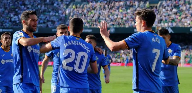 瓦伦西亚迎战赫塔菲：豪取三分