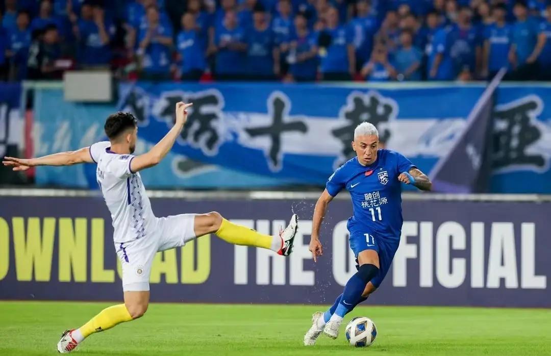 中超劲旅战胜对手取得小组赛首胜