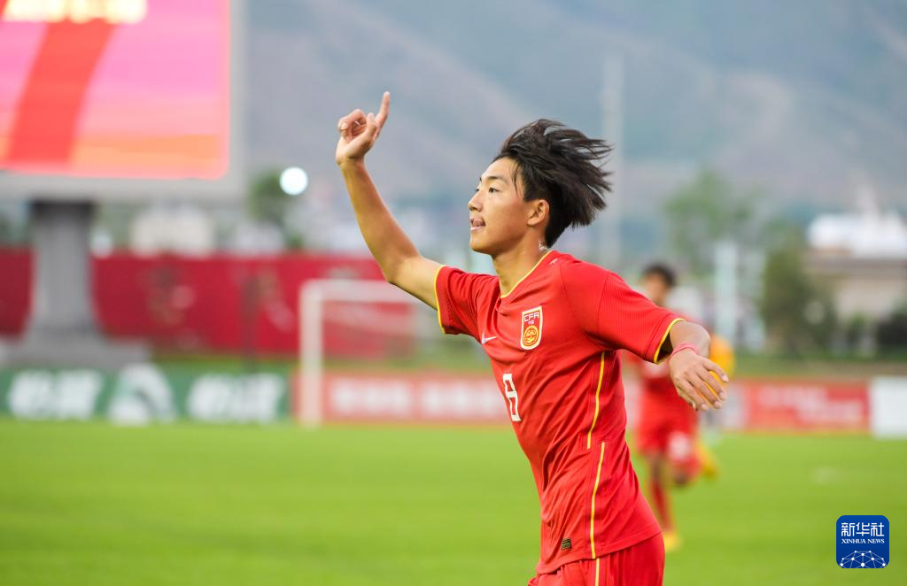 国家队在锦标赛中夺得胜利