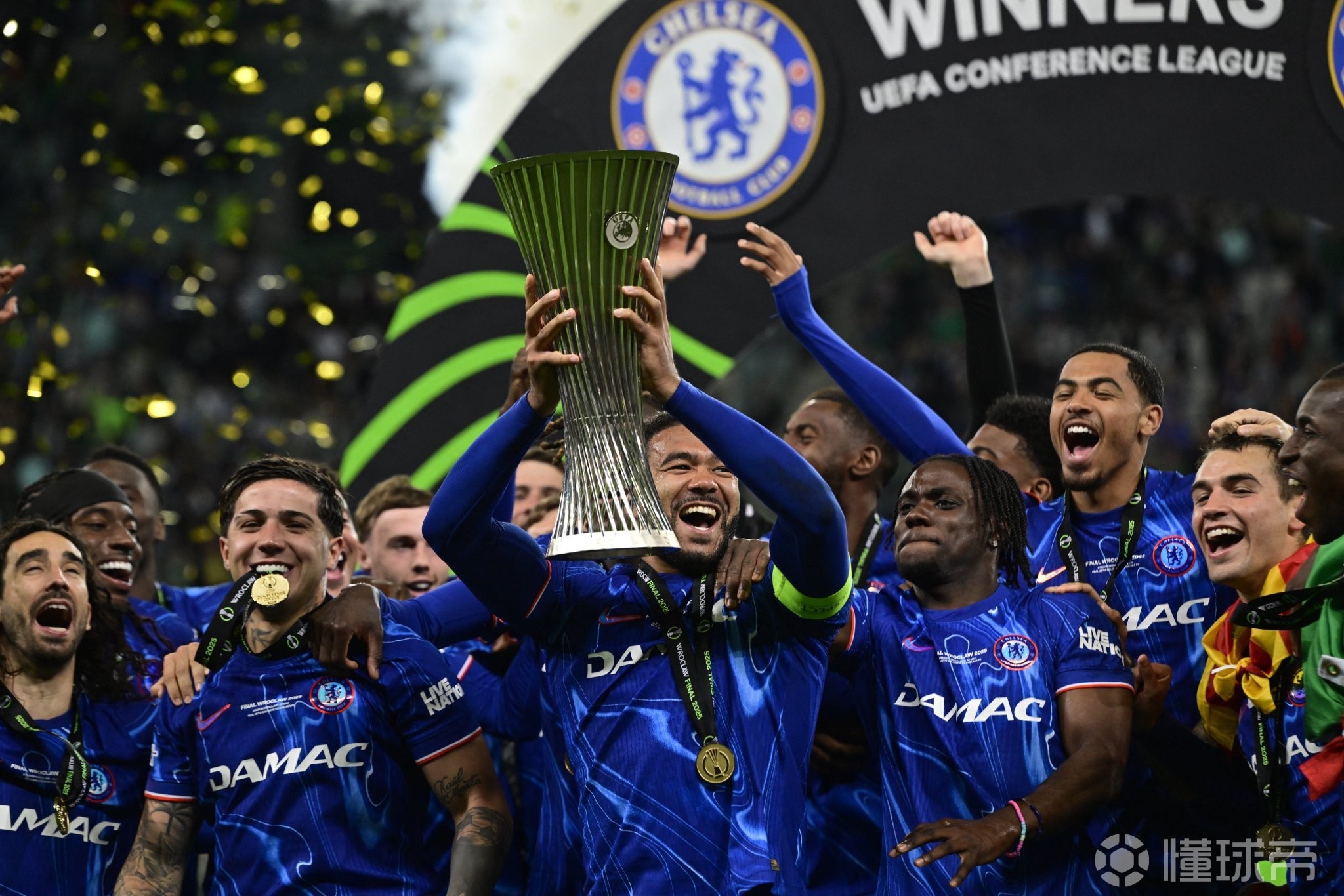 关于芬兰队在比赛中发挥出色,成功跻身下一轮的信息 关于芬兰队在比赛中发挥出色,成功跻身下一轮的信息