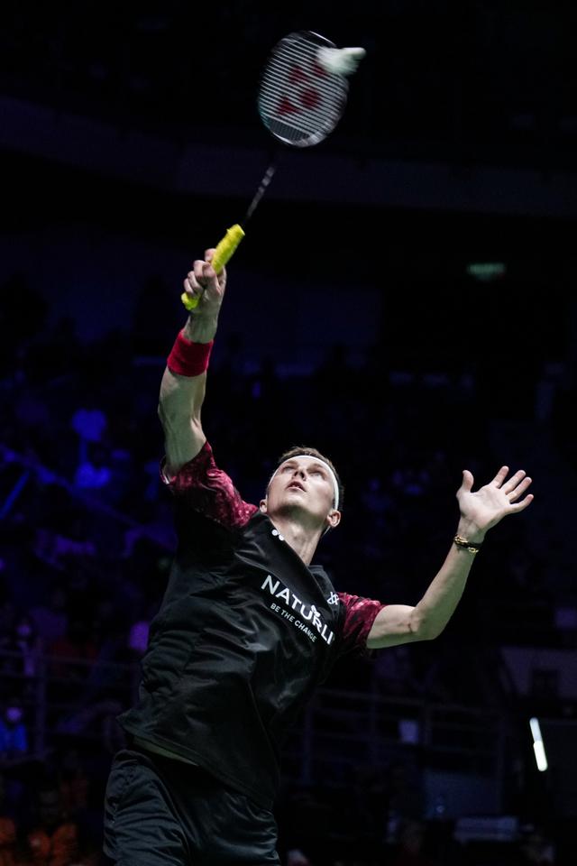 德国队逆转日本队，安赛龙带队取胜