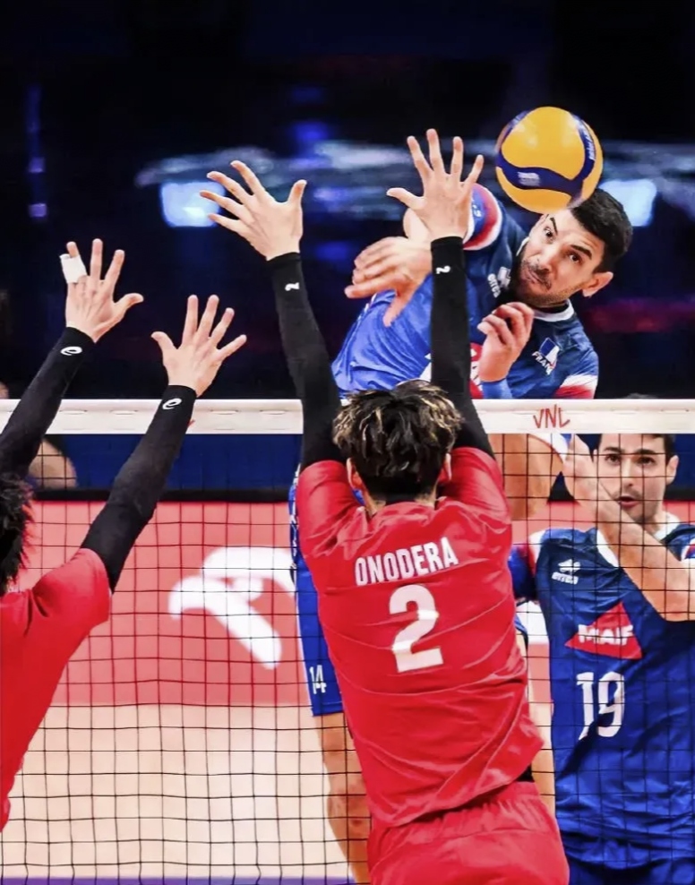 波兰队完胜韩国队,波尔扛起全队 波兰队完胜韩国队,波尔扛起全队