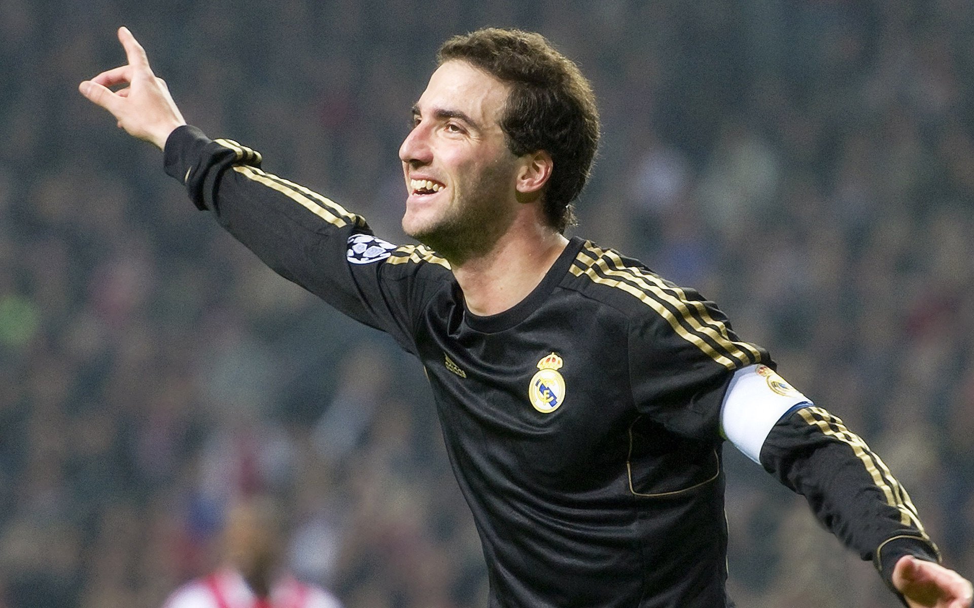 孤胆骑士与致命魔术，拉文一剑封喉的夜晚