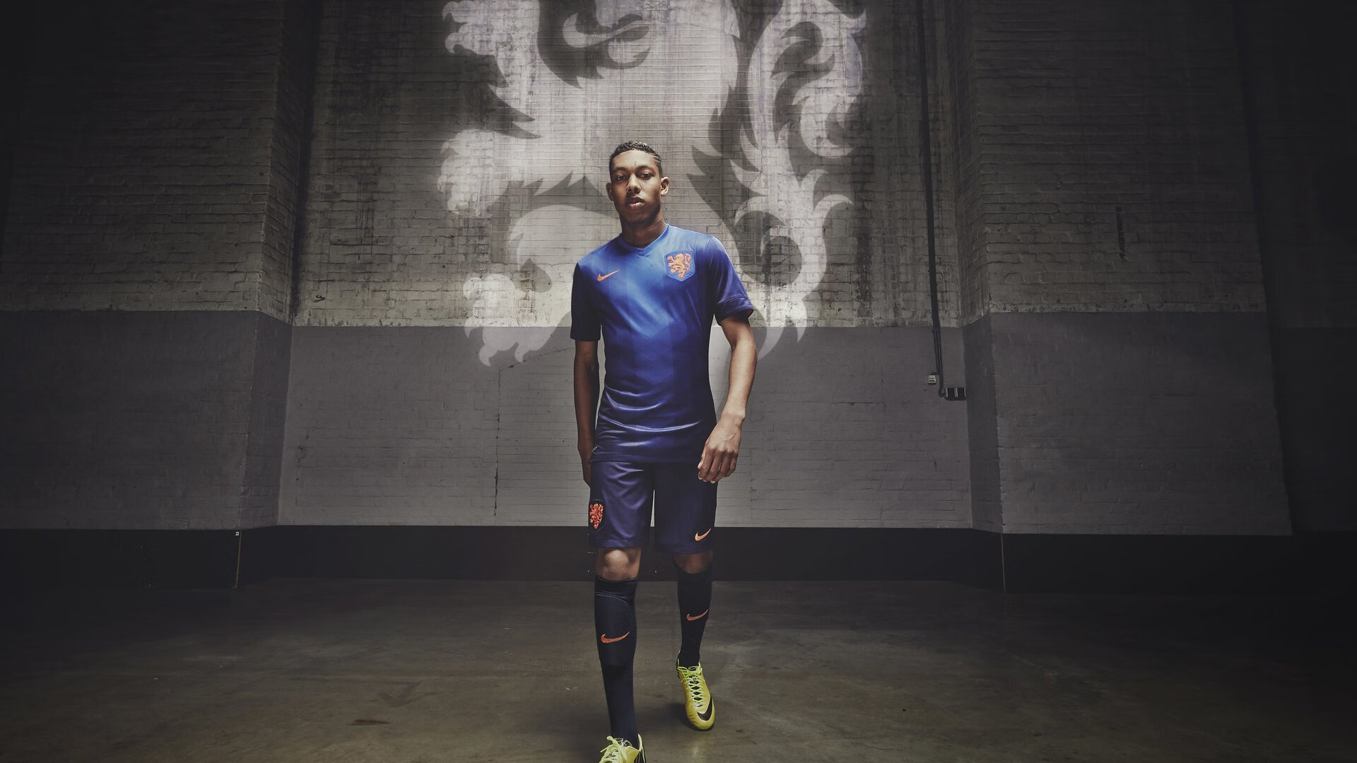 赛道与绿茵的交响，弗拉霍维奇的完美之夜